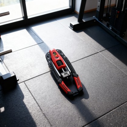 F1020 PRO HYDRAULICZNY ŚCISKACZ DO ĆWICZEŃ Z LICZNIKIEM HMS