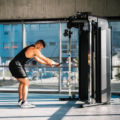 ARES PRO BRAMA DO ĆWICZEŃ Z WYCIĄGIEM I STOSEM COMMERCIAL HMS